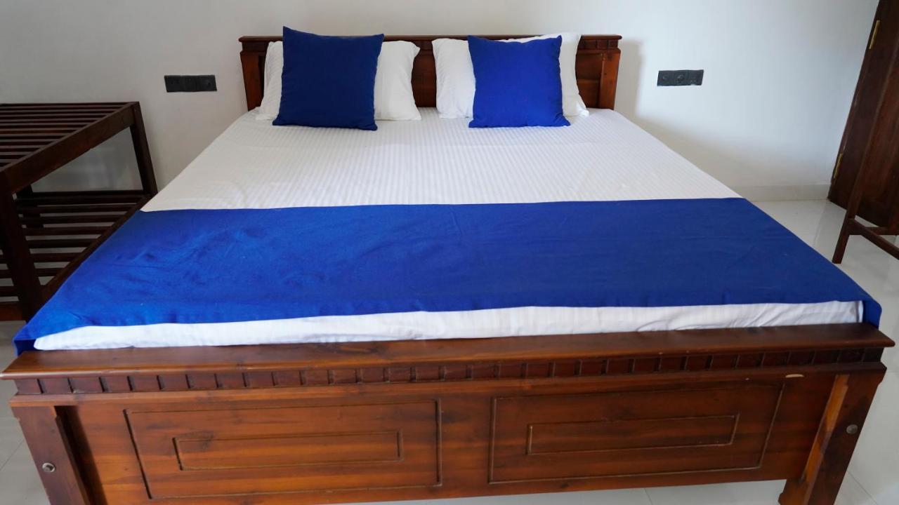 Sea Bay Inn Тангалла Экстерьер фото