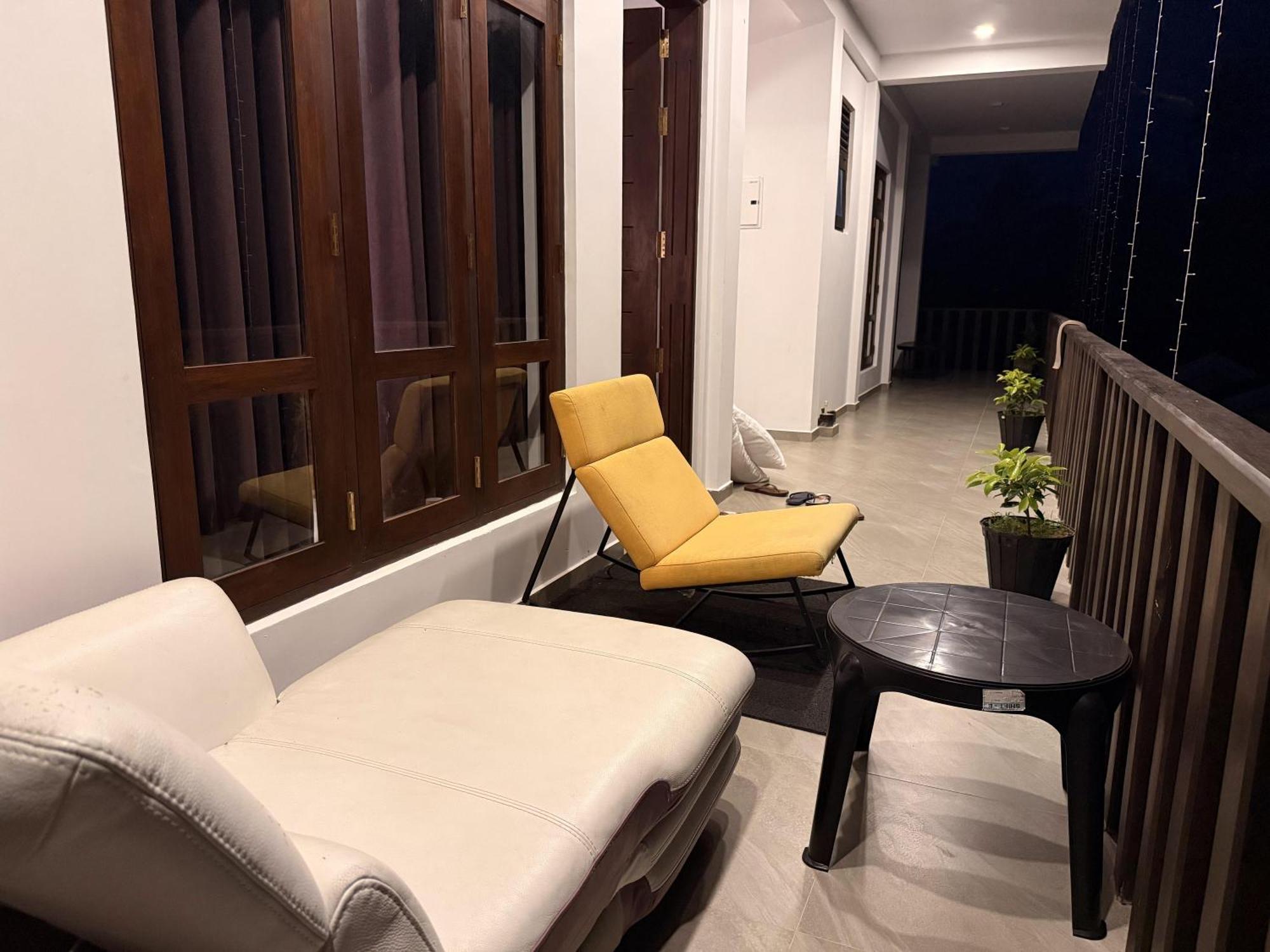 Sea Bay Inn Тангалла Экстерьер фото